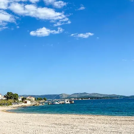 Luka דירה שיבניק