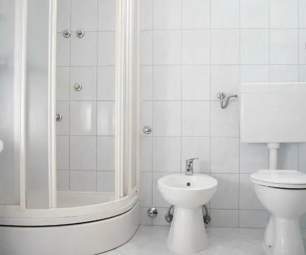 Luka * شيبينيك